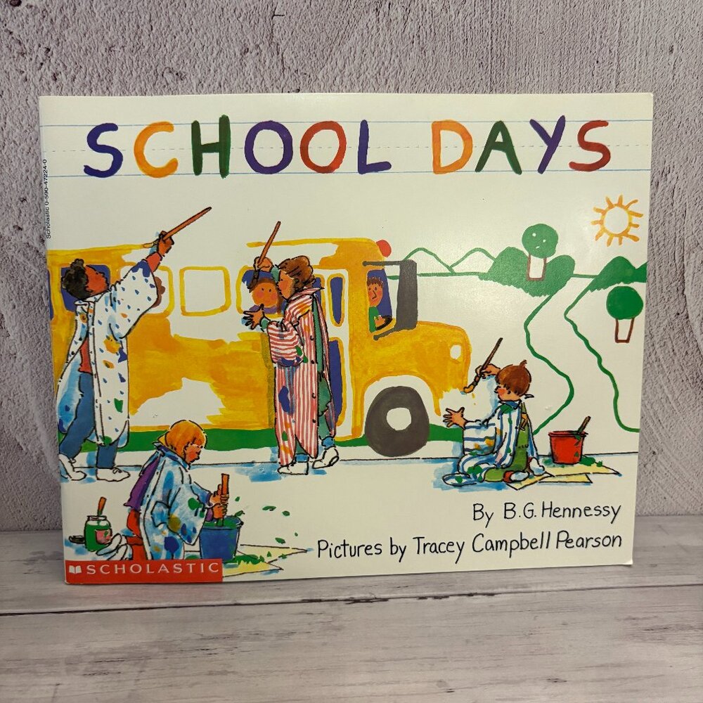 5 for $15 📕School Days Scholastic Kids Book (SKU: 324MI)